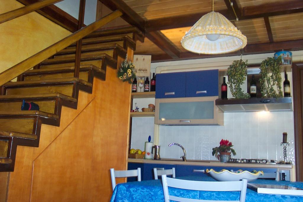 Casa Etna-Mare Lägenhet Santa Venerina Rum bild