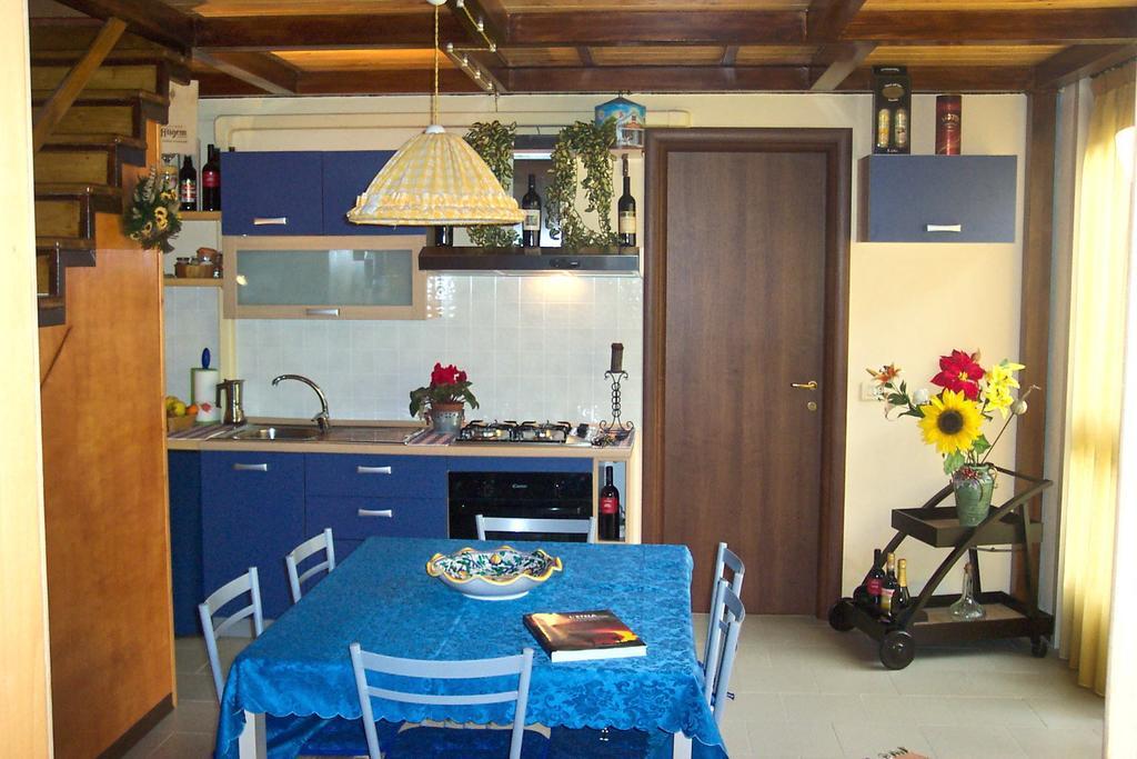 Casa Etna-Mare Lägenhet Santa Venerina Rum bild